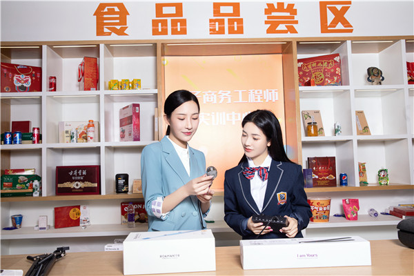 職業(yè)學(xué)校都什么<a href=http://njxh.cn target=_blank class=infotextkey>專業(yè)</a>？